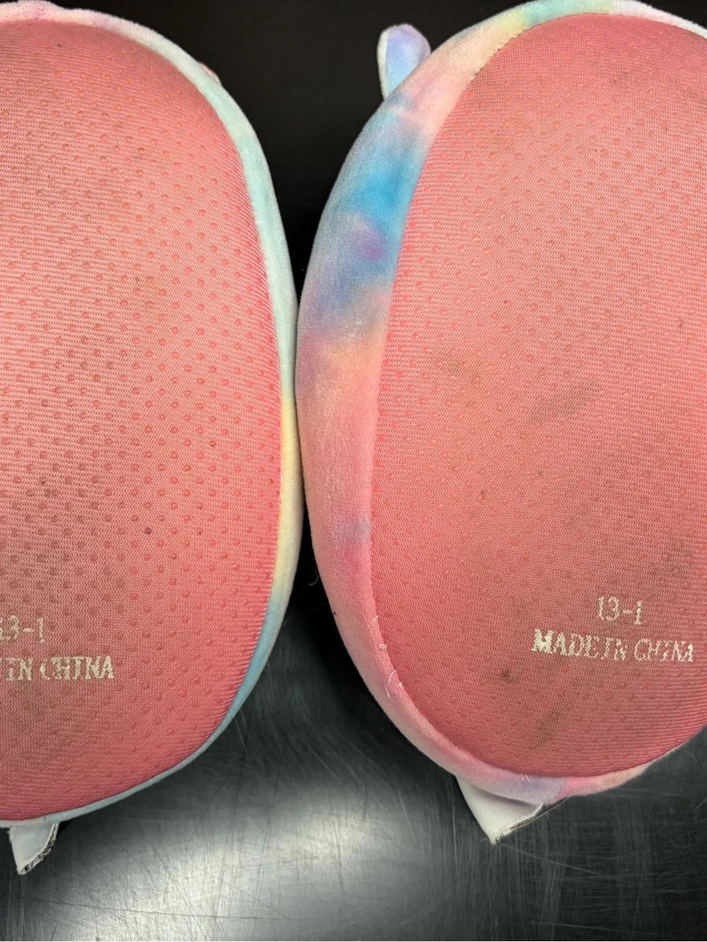 Squishmallow Slippers Girls Size 13-1 Rainbow Tie Dye Unicorn Slip On Plush